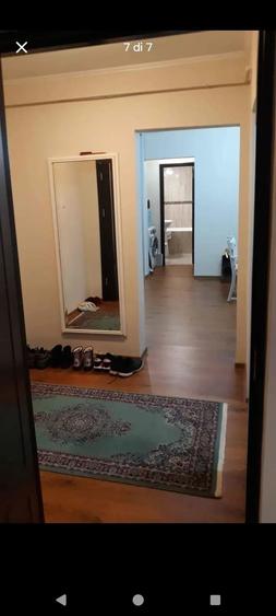 Apartament cu 3 camere semidecomandat în Micro 17