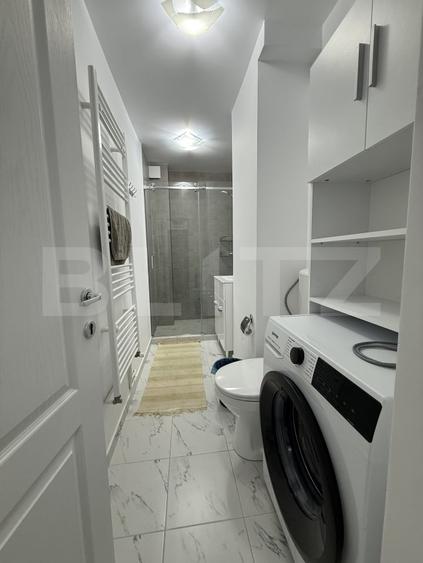 Apartament cu 2 camere, decomandat, modern, zonă centrală, etaj 3 - 7