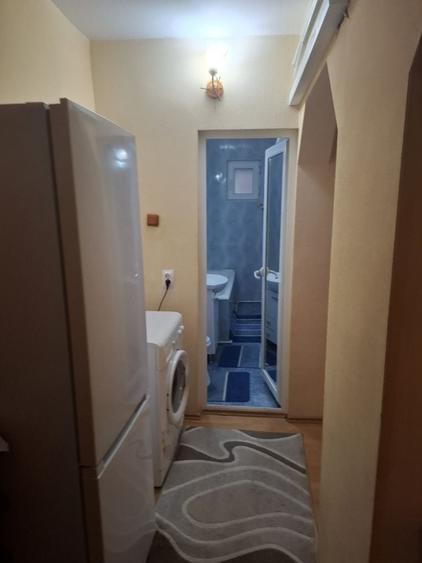 Apartament cu 2 camere decomandat în Exterior Vest
