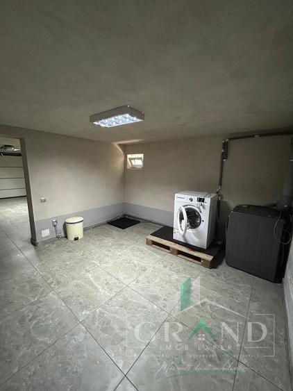 Duplex cu 4 camere cu Canalizare în Florești