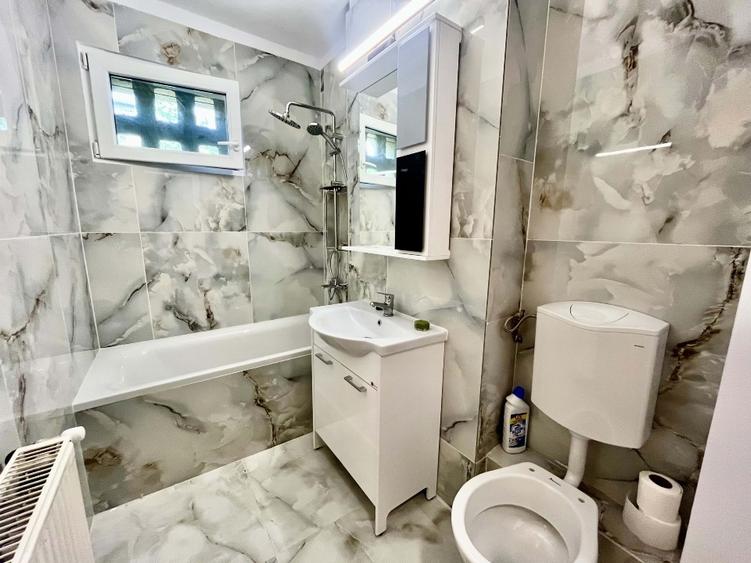 Apartament cu 3 camere semidecomandat, mobilat în Circumvalațiunii
