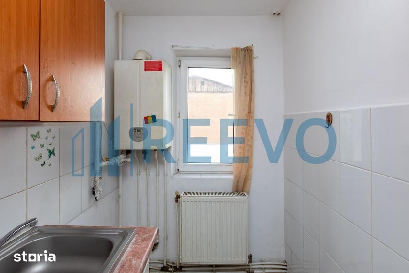 Apartament cu 3 camere decomandat în Republicii