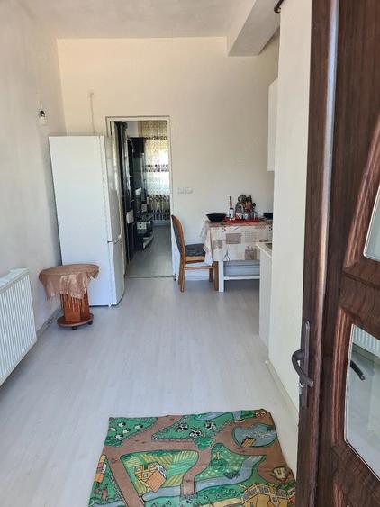 Garsonieră decomandată în Popoveni