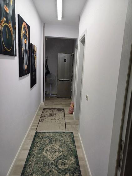 Apartament cu 2 camere decomandat în Dobroești