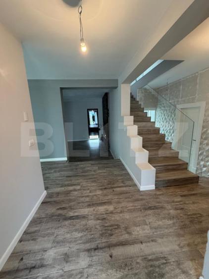 Casa individuala, 252 mp, teren, 800 mp, zona Burdujeni - 14