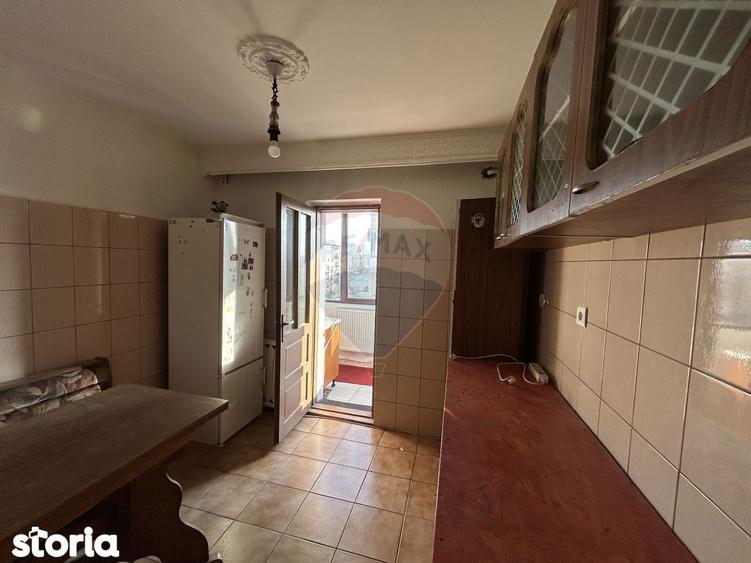 Apartament cu 3 camere decomandat în Vasile Alecsandri