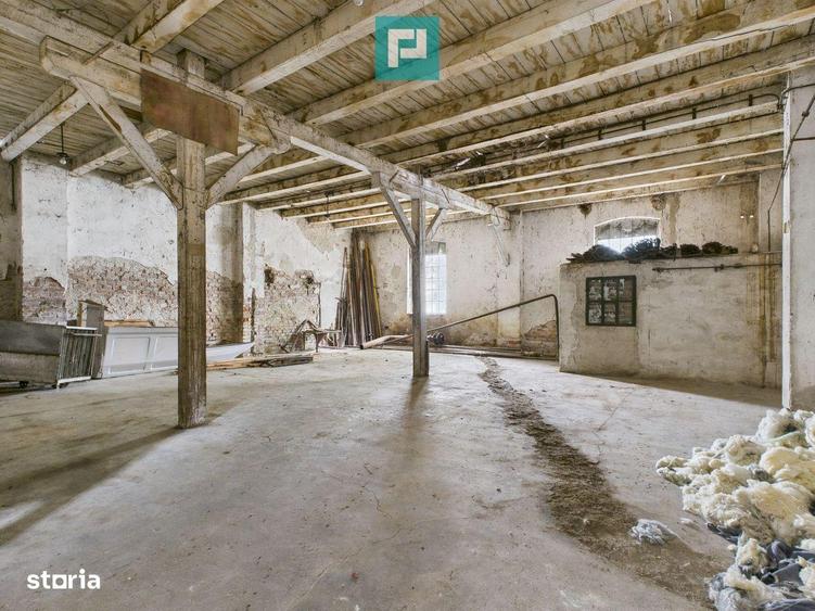 Spațiu comercial, de 306 mp, în Periam