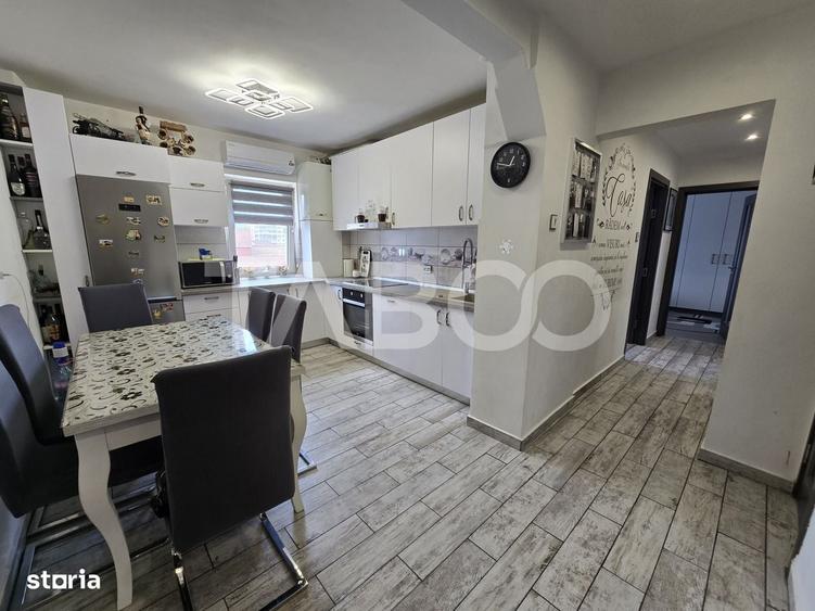 Apartament cu 3 camere decomandat în Mihai Viteazul