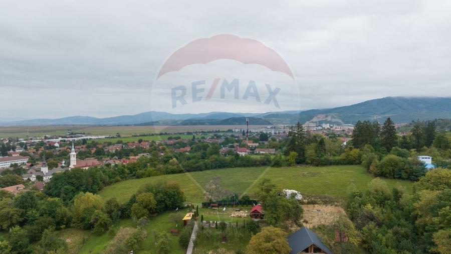 Teren Construcții intravilan de 726 mp, în Central