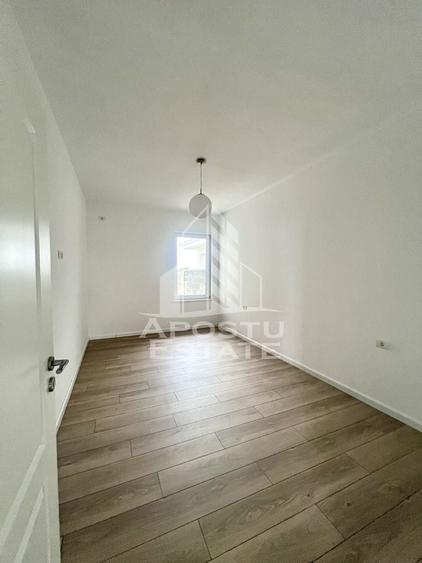 Duplex cu 3 camere cu Canalizare în Covaci
