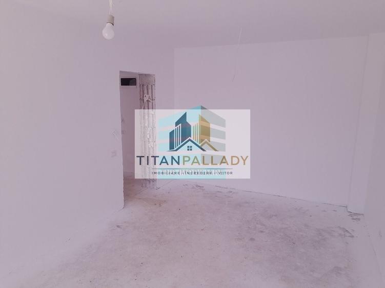 Apartament cu 2 camere decomandat în Titan