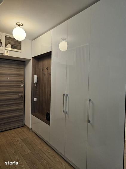 Apartament cu 2 camere semidecomandat în 13 Septembrie