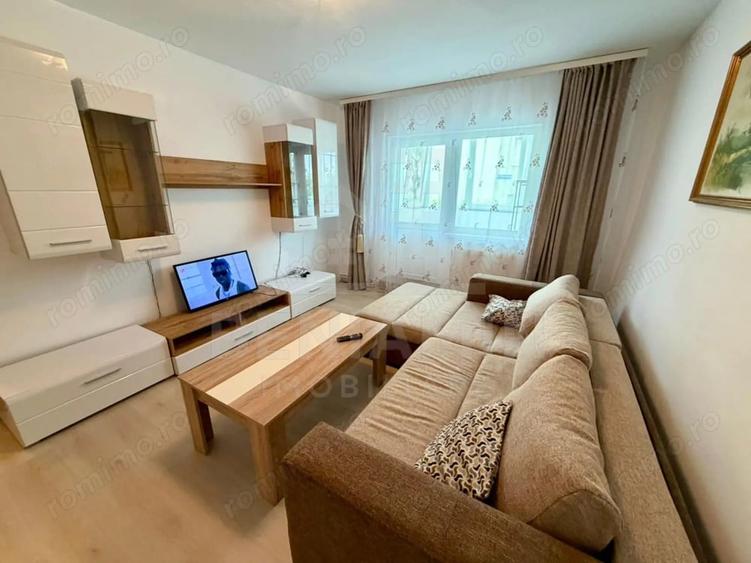 Apartament cu 2 camere decomandat în Centrul Civic