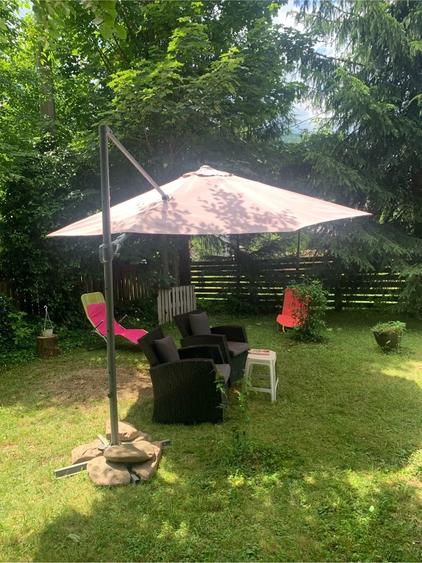 Casă cu 7 camere cu Teren 300 Mp în Lepșa
