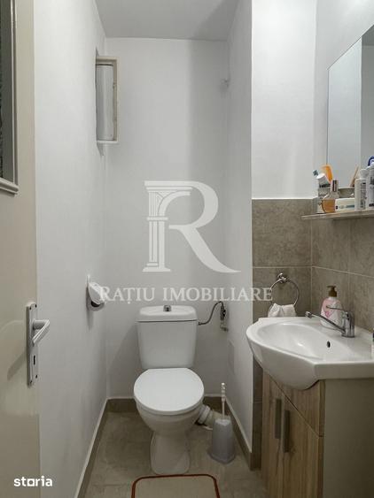 Apartament cu 3 camere decomandat în Dacia