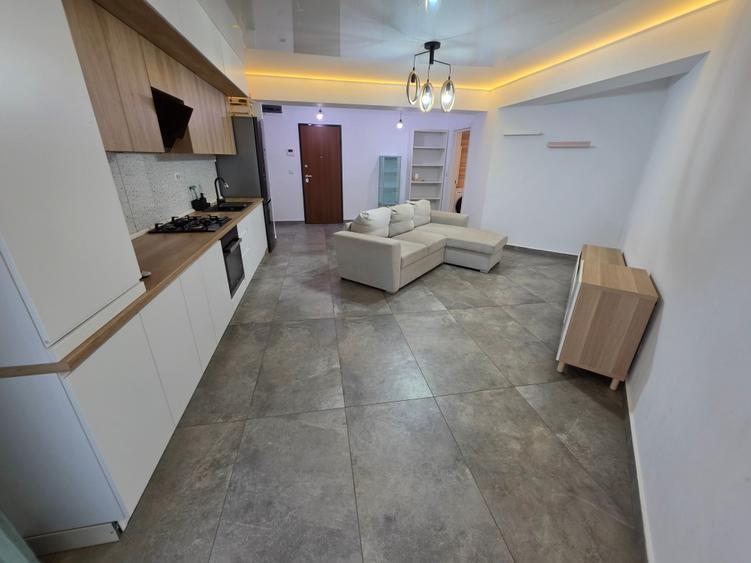 Apartament cu 2 camere decomandat în Pipera