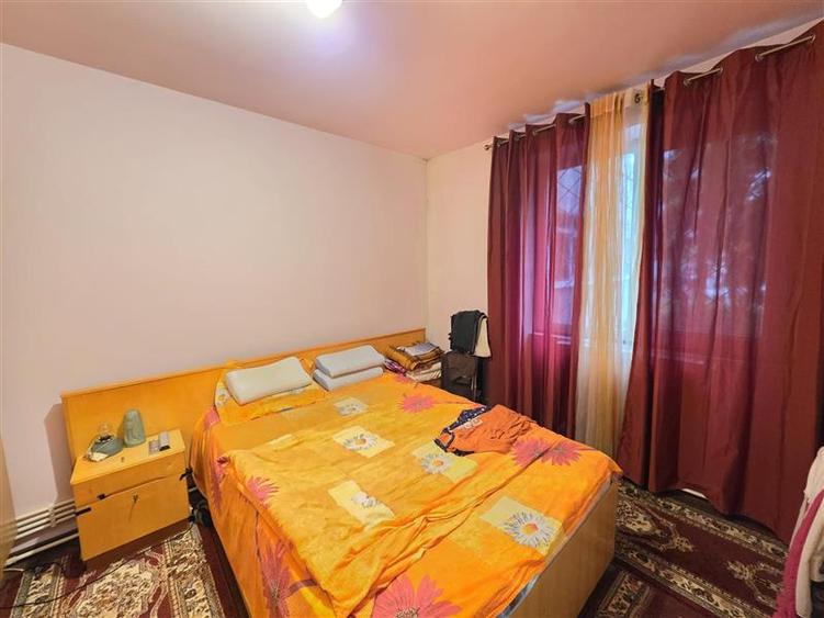 Apartament cu 2 camere decomandat, mobilat în 1 Decembrie