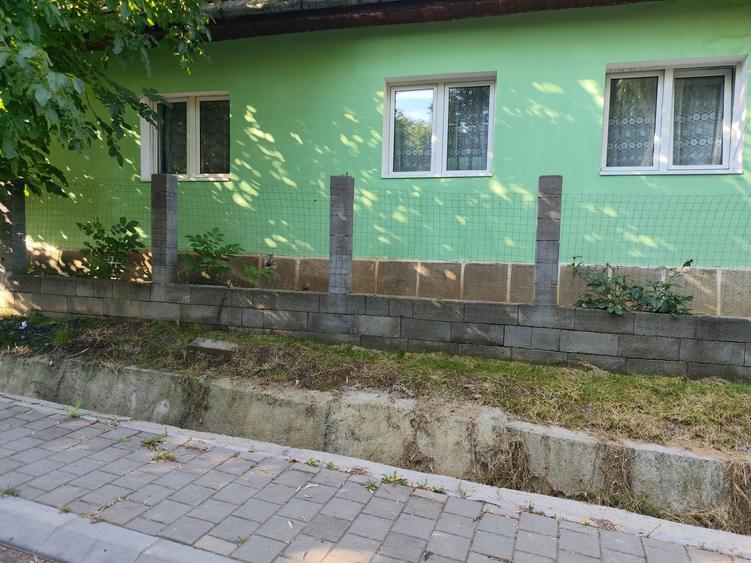 Casă cu 2 camere în Vălureni