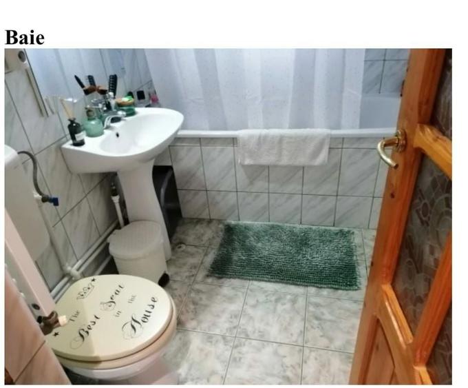 Apartament cu 2 camere decomandat în Fundăturile