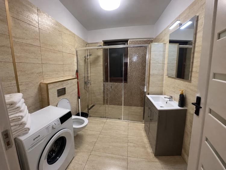 Apartament cu 2 camere, mobilat în Ultracentral