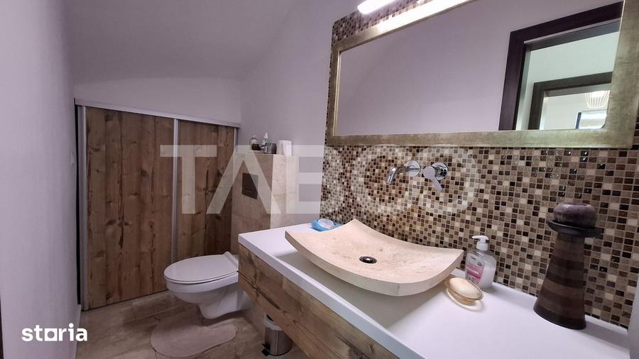 Casă cu 5 camere decomandat cu Teren 375 Mp în Șelimbăr