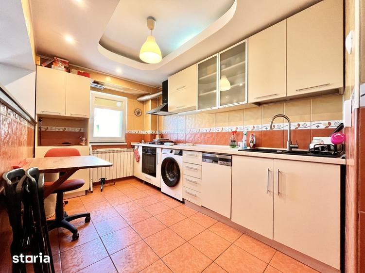 Apartament cu 3 camere în Centrul Civic