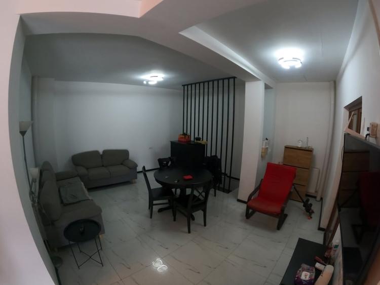Casă individuală cu 4 camere cu Canalizare în Central