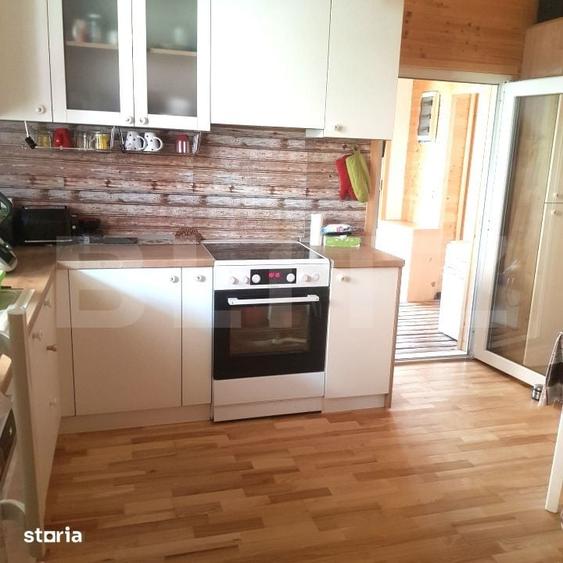 Casa deosebita din lemn masiv de stejar, 125 mp utili, teren 700 mp, B - 5