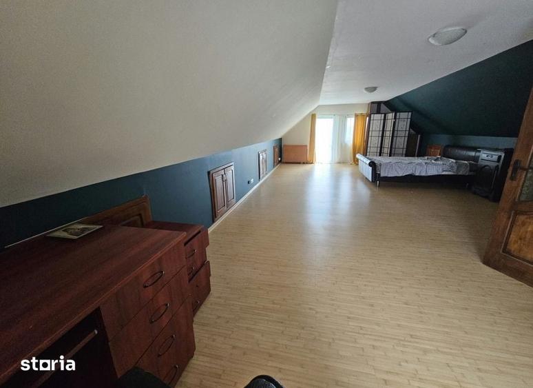 Apartament cu 4 camere în Tătărași