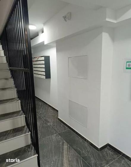 Apartament cu 3 camere semidecomandat, mobilat în Metalurgiei