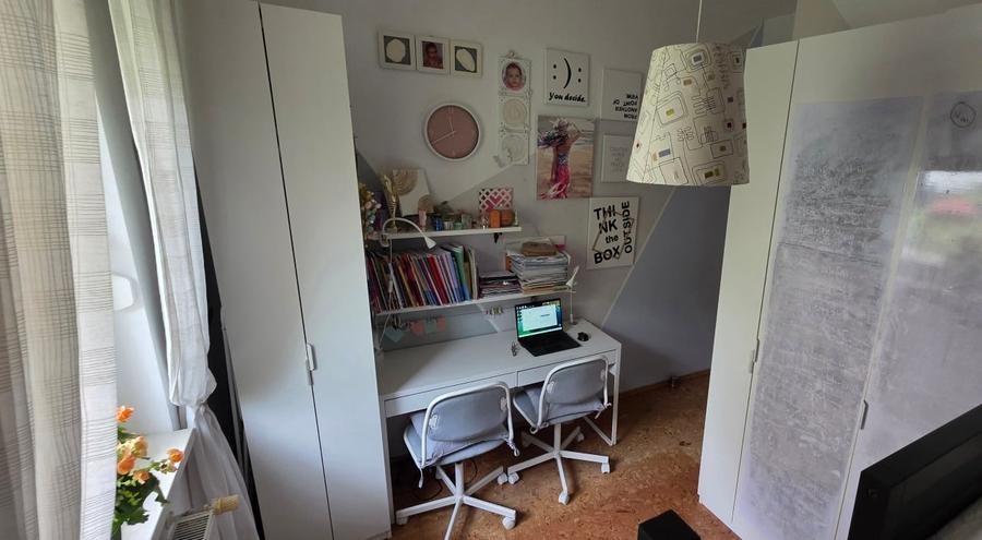 Apartament cu 3 camere decomandat, mobilat în Aradului