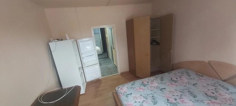 Garsonieră decomandată în Central