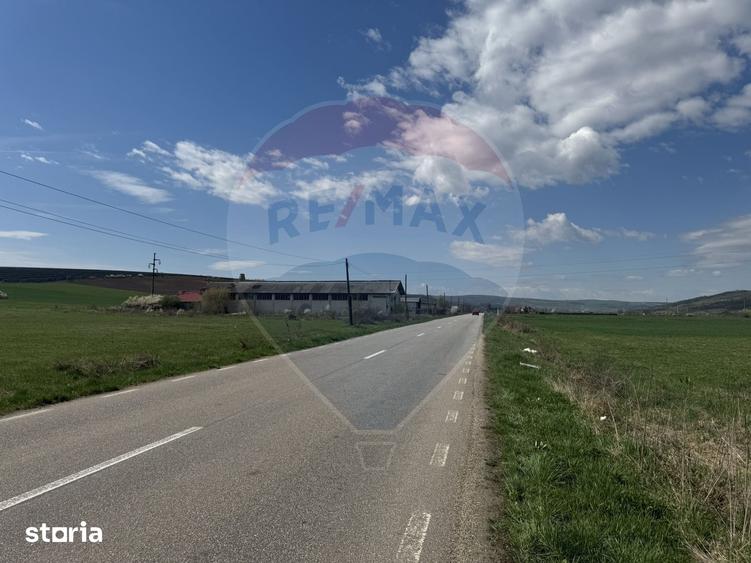 Teren de 8600 mp, în Iclod