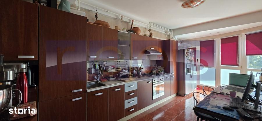 Apartament cu 4 camere în Titan
