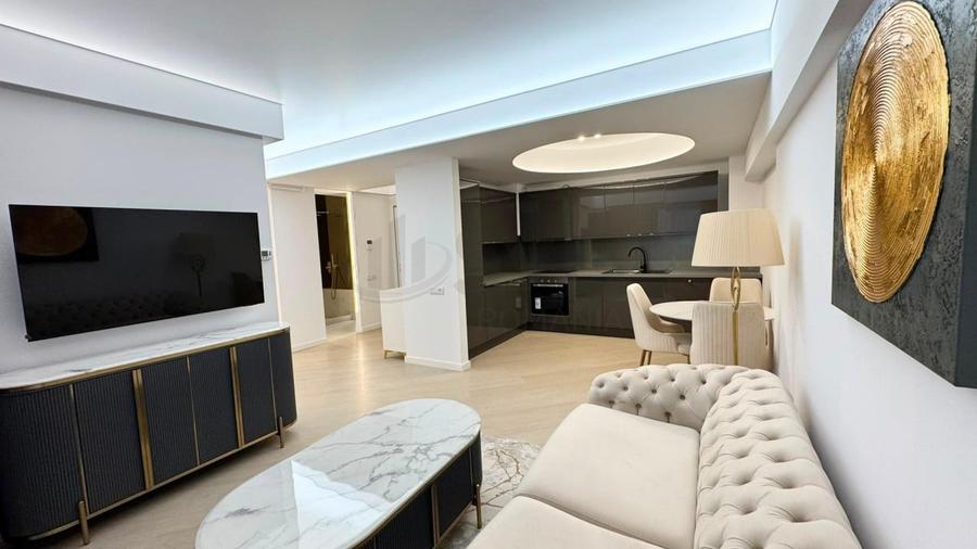 Apartament cu 3 camere decomandat, mobilat în Pipera