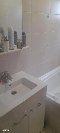 Apartament cu 2 camere semidecomandat în Dobroești