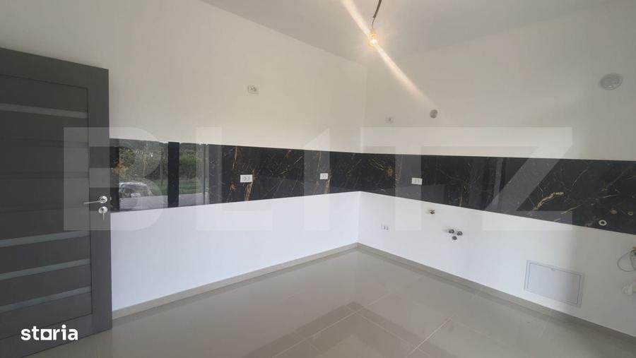 Casă cu 3 camere cu Teren 385 Mp în Holboca