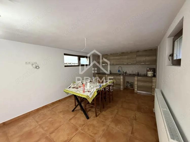 Casă cu 4 camere cu Teren 626 Mp în Central