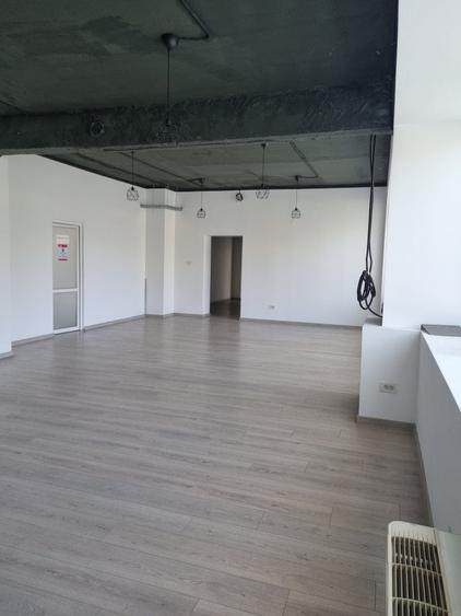 Birou, de 3,700 mp, în Floreasca