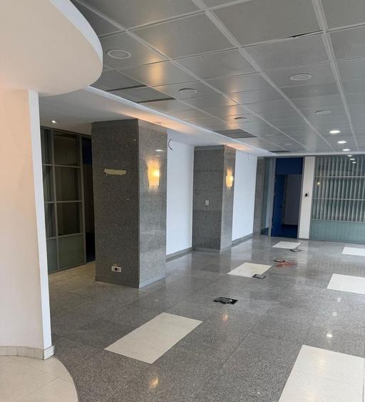 Spatiu comercial parter Notariat Cabinete Medicale Banca - 2