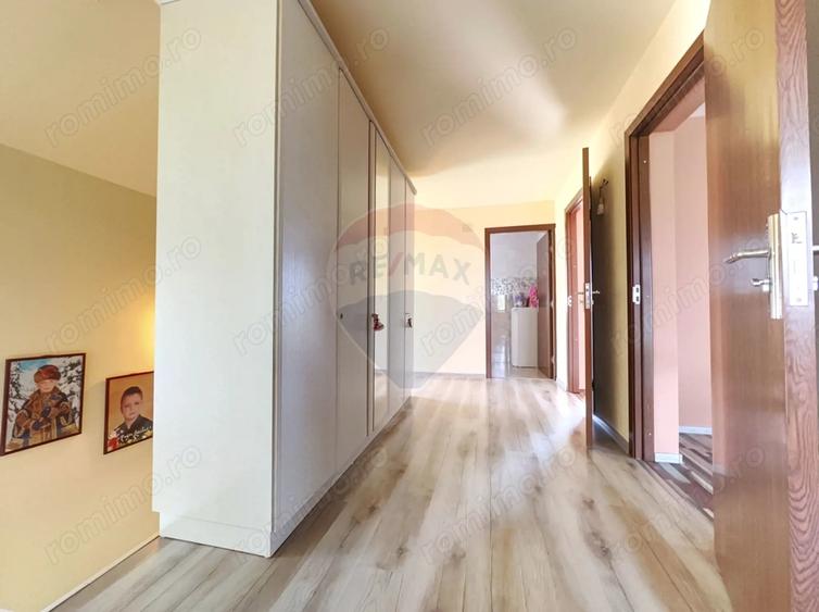 Casă cu Teren 813 Mp în Nord