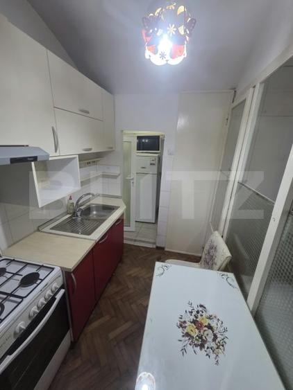 Garsonieră decomandată, mobilată în Central