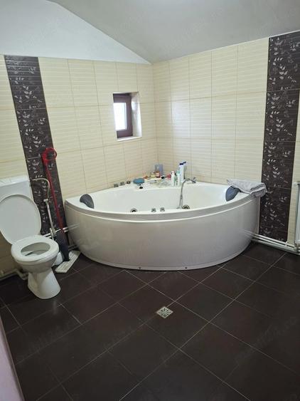 Casă cu Teren 425 Mp în Central