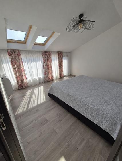 Apartament cu 4 camere în Aurel Vlaicu