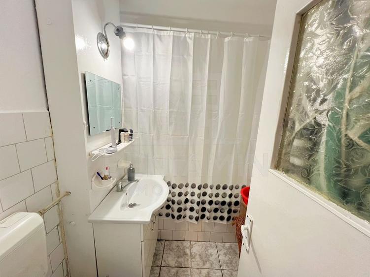 Apartament cu 3 camere decomandat, mobilat în Astra