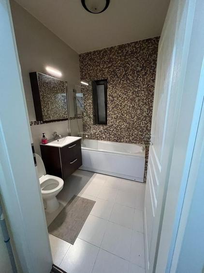 Apartament cu 2 camere decomandat în Dumbrăvița
