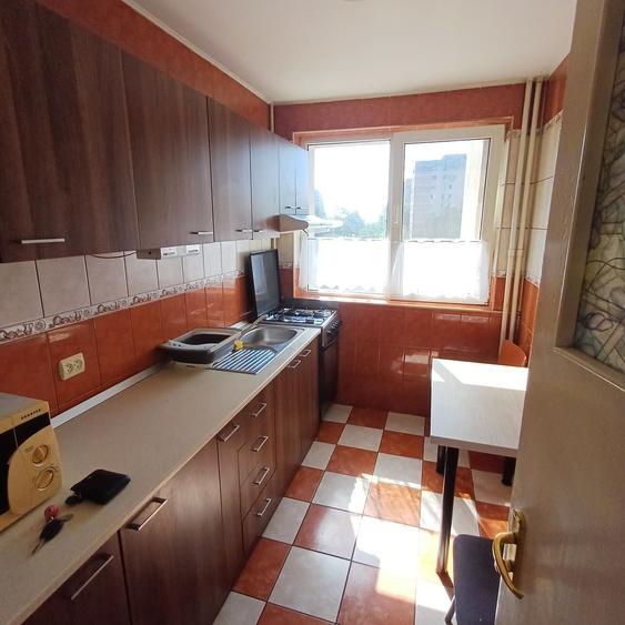 Inchiriez apartament 2 camere - 1