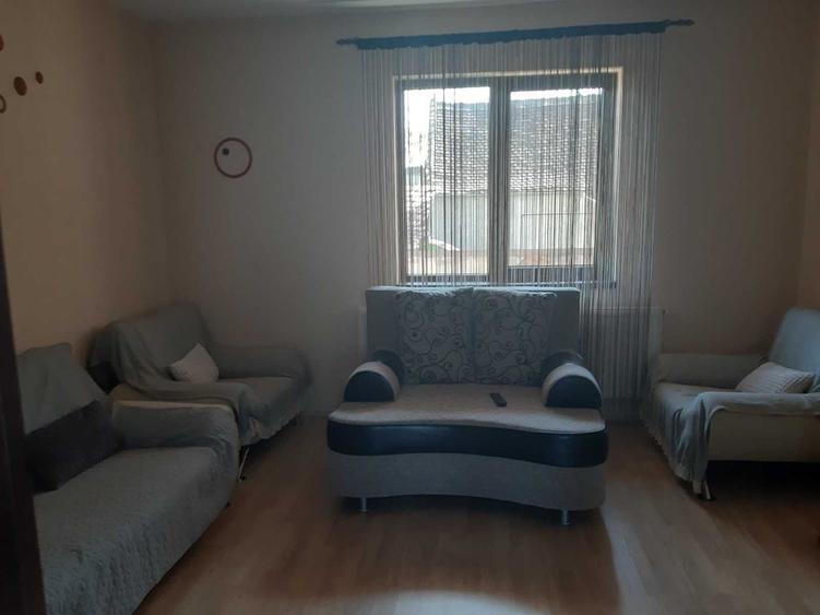 Apartament cu 2 camere decomandat în Turnișor