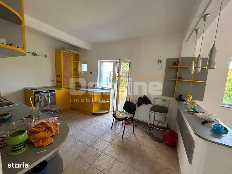Casă cu 4 camere în Dumbrăveni