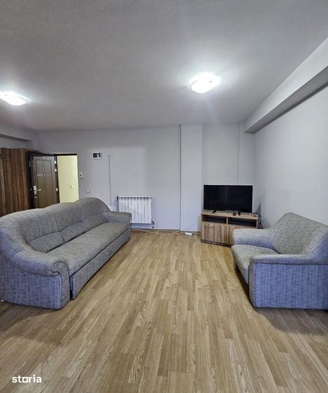 Apartament cu 3 camere decomandat în Iosia